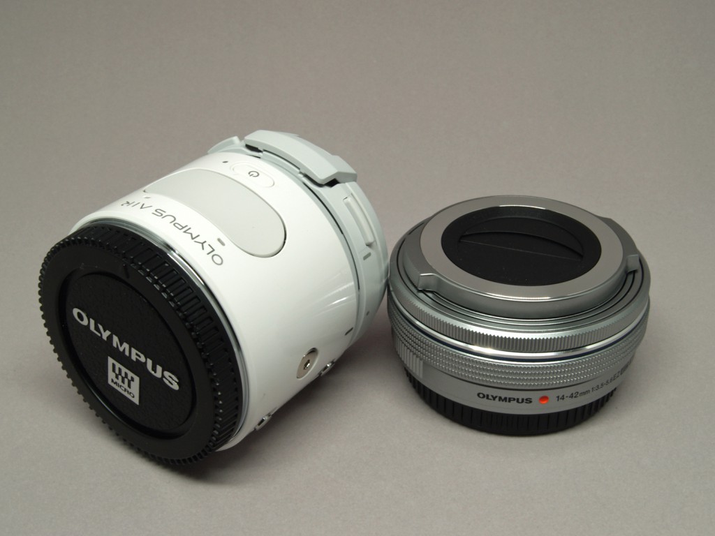 単体で写真を撮影できるカメラを11月に発売
